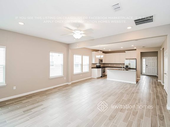 4th image of 10009 Lemon Grass Ln