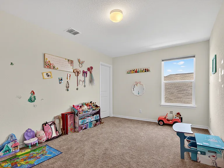 9403 Hinterlands Dr — Photo 24
