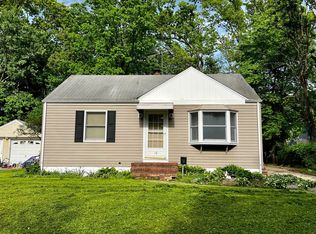 18 E Zoller Rd, East Brunswick, NJ 08816