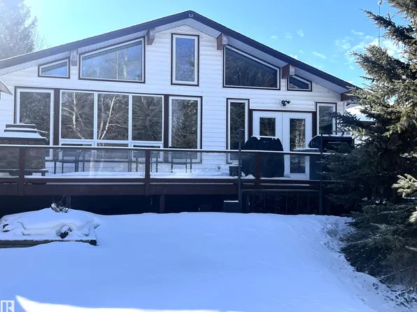 2 Bay Dr, Silver Sands, AB T0E 1H0