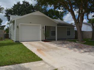 204 Woodbridge Dr, Jupiter, FL 33458