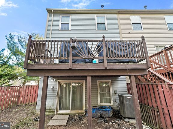 4th image of 7065 Bradshaw Ct W