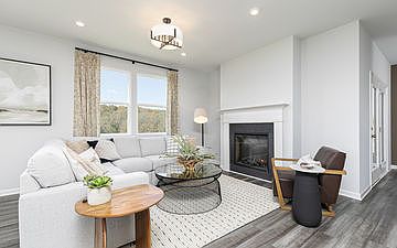 2nd image of 1860 Jordan Brooke Dr