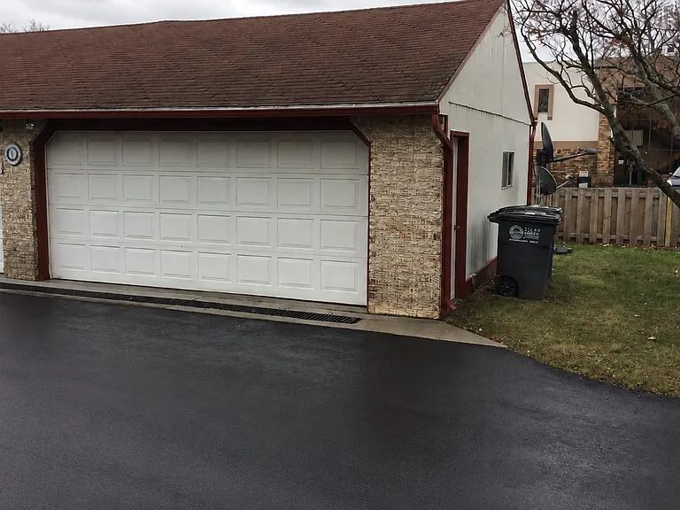 5819 Cresthaven Ln — Photo 13