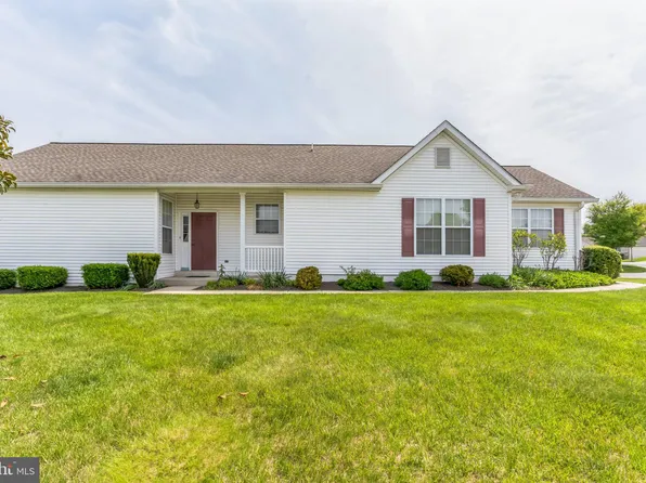 519 Fox Den Ct, Glen Mills, PA 19342