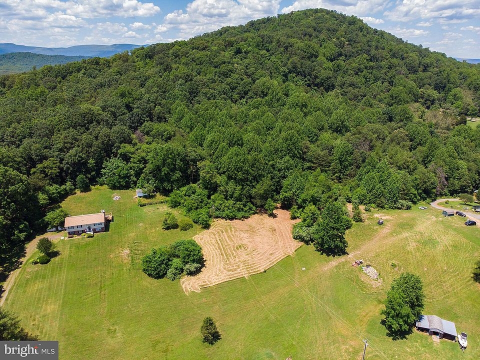 2nd image of Battle Mountain Rd