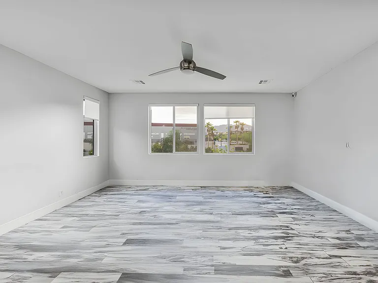 233 Castellari Dr — Photo 19