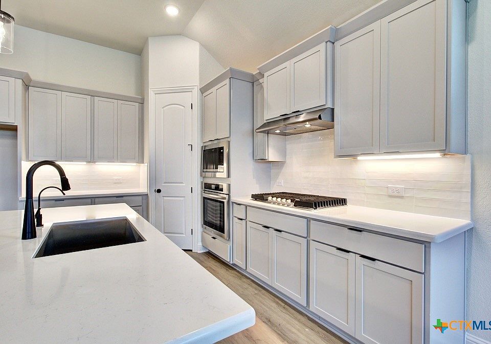 2nd image of 12197 Heartvine Pkwy