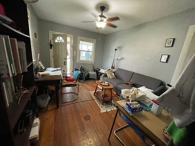 1 bed, 800 sqft, $995 — Photo 3