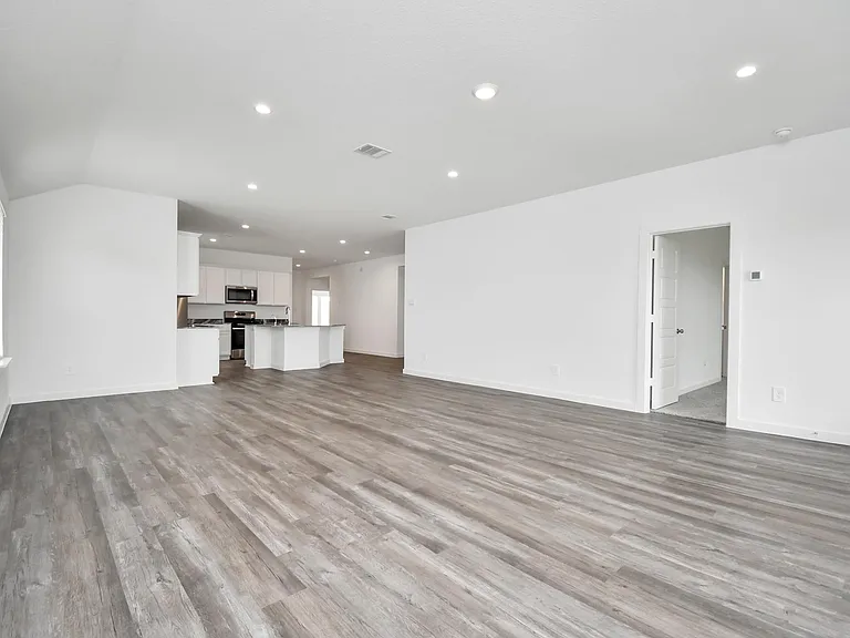 8519 Swenson Ln — Photo 24
