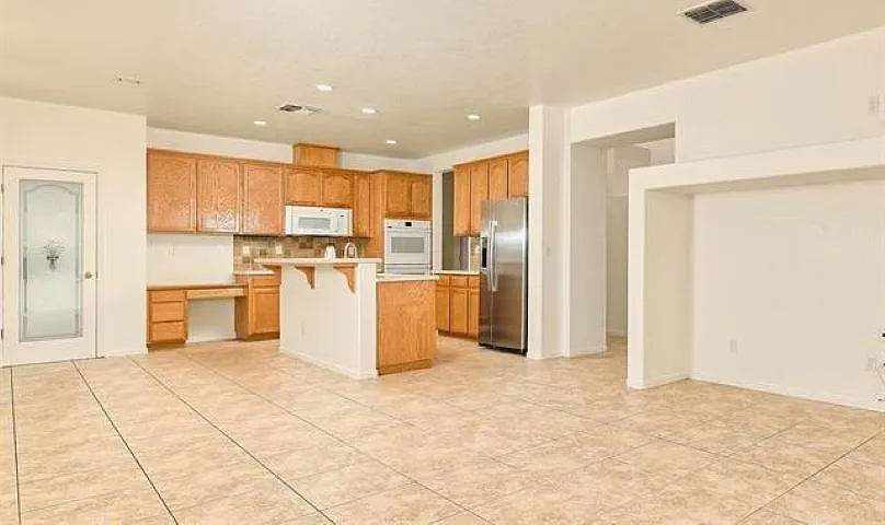 536 Pestana Ave — Photo 2