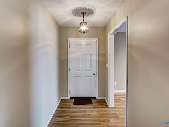 4th image of 1056 Village Dr