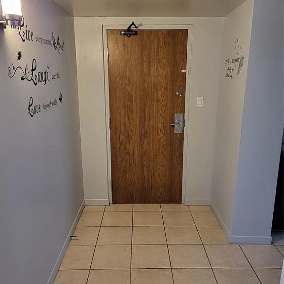 380 Pelissier St #2204 — Photo 3