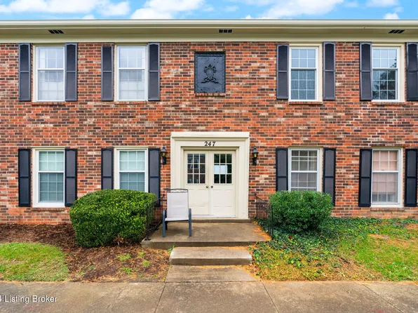 247 Salisbury Sq APT 103, Saint Matthews, KY 40207