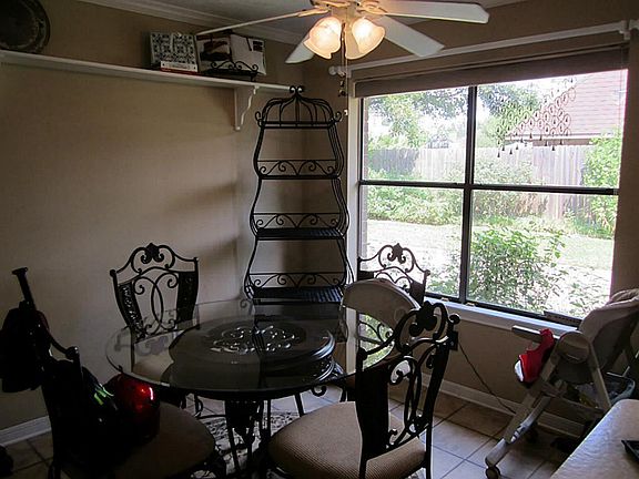 5th image of 9803 Sagedale Dr