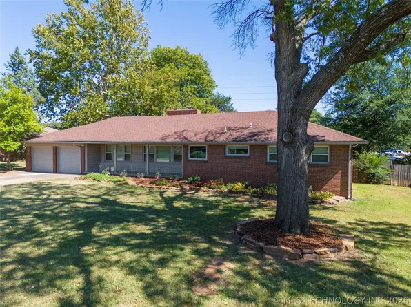 3631 S Gary Pl, Tulsa, OK 74105