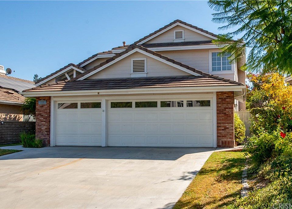 1st image of 27476 Westover Way