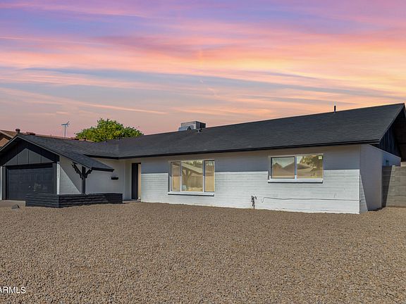 4th image of 13825 N 36TH Avenue