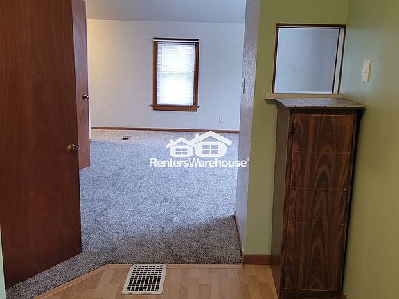 5th image of 1792 Blair Ave