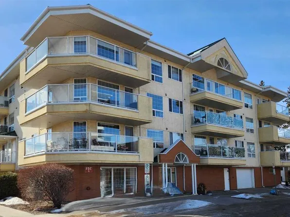 5117 W 50th St #207, Lloydminster, AB T9V 0M2