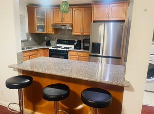 1466 Seminary Ave, Oakland, CA 94621
