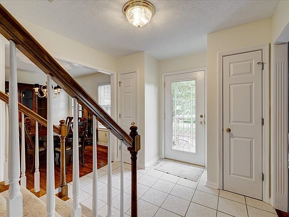 4th image of 3315 Wood Brook Trl