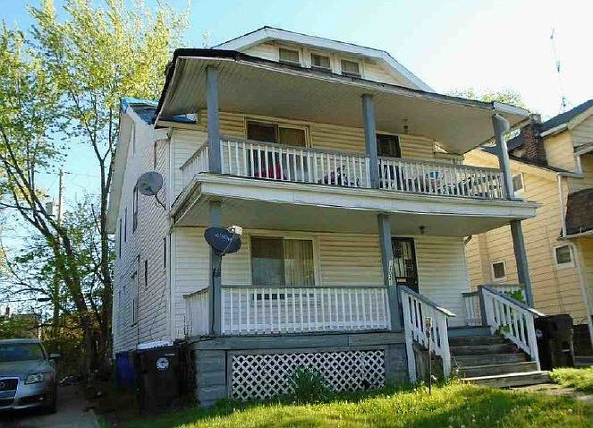 2nd image of 12021 Angelus Ave