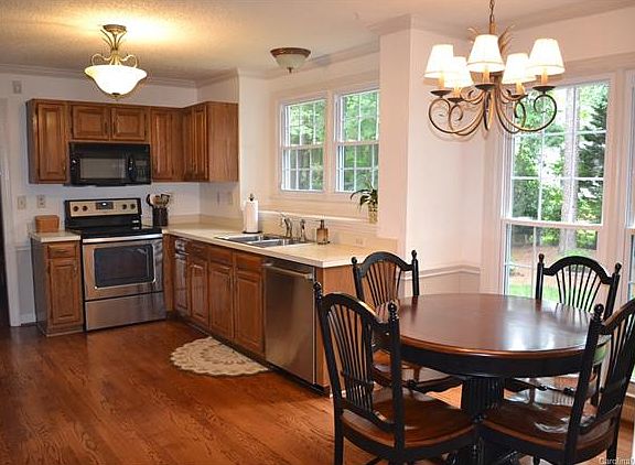 5th image of 12021 Provincetowne Dr