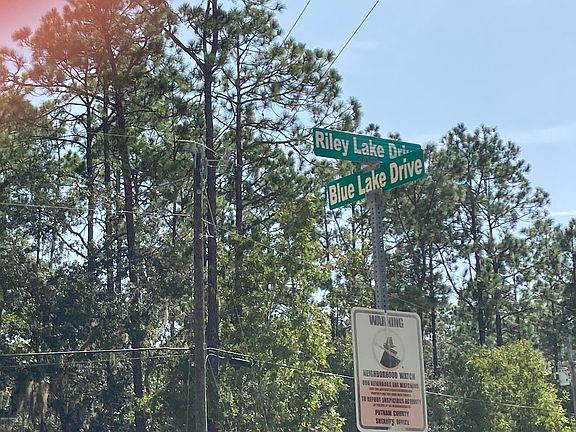 4th image of 200 Blue Lake Dr