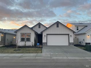 6247 W Fireline St, Meridian, ID 83646