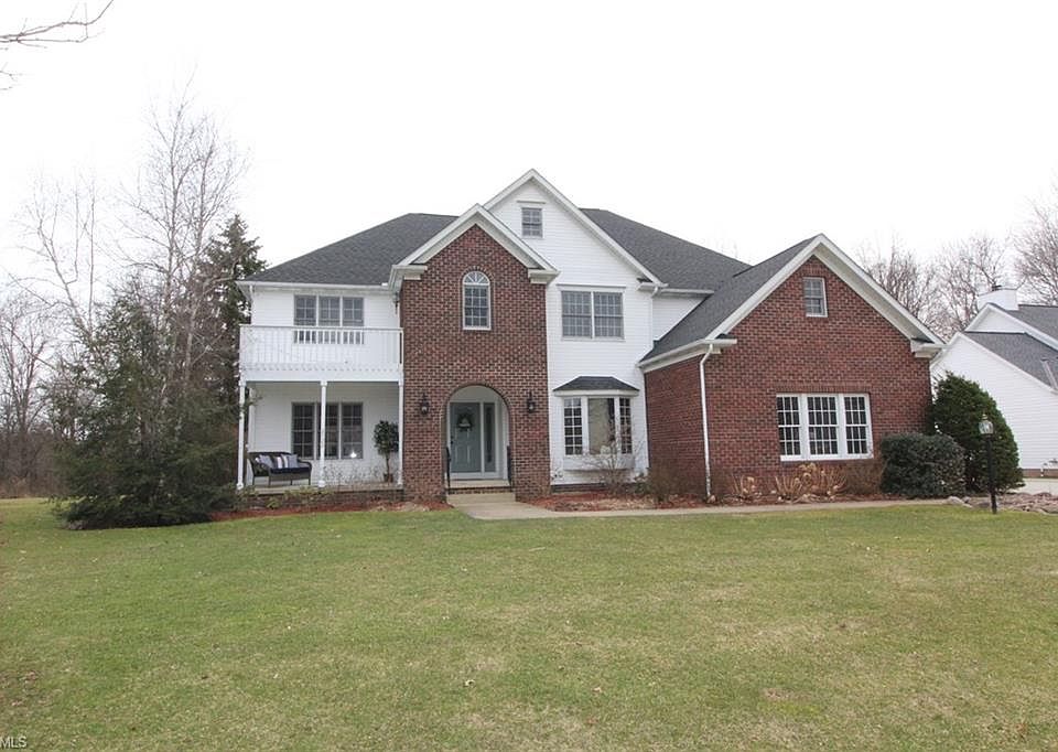 1st image of 2722 Duquesne Dr