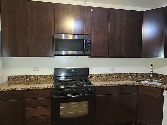 3rd image of 4844 N Keeler Ave Floor 1