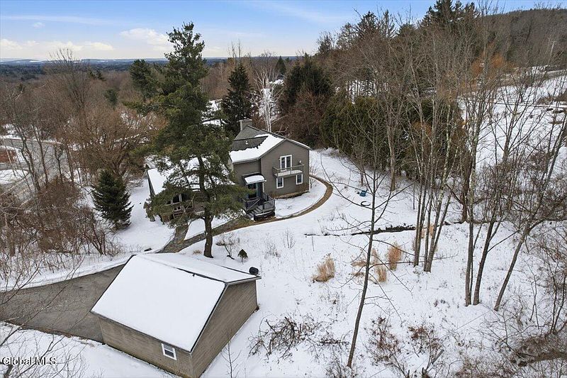 3rd image of 174 Parkhurst Road