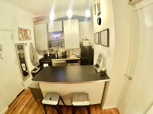 Rented by Nest Seekers International | media 3