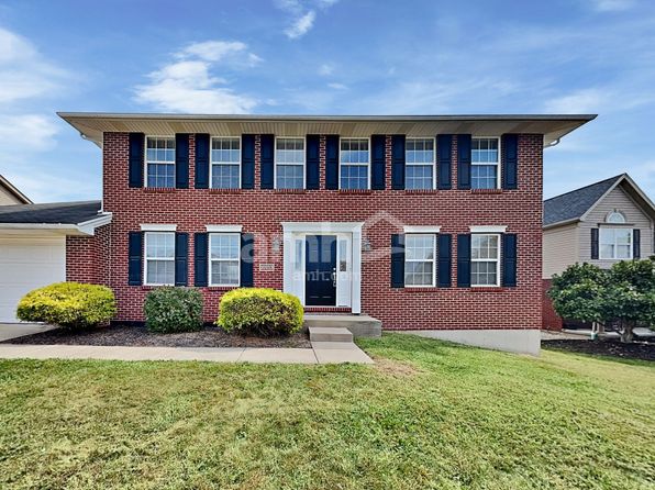 10213 Waterford Ct