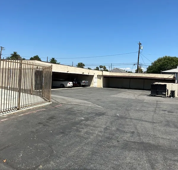 228 N San Antonio Ave #5 — Photo 11