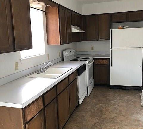 5th image of 5226 Benbrook St