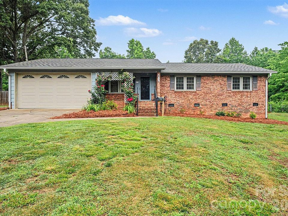 1st image of 511 Ellenwood Dr