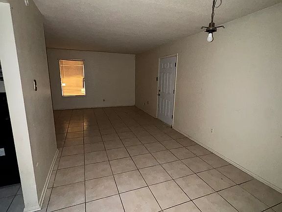3rd image of 680 Sharp Ln APT 514