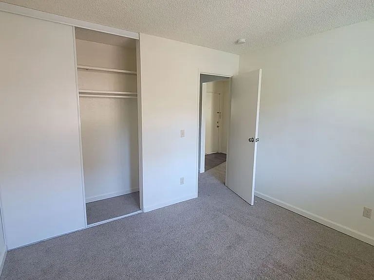 2950 Portage Bay — Photo 87