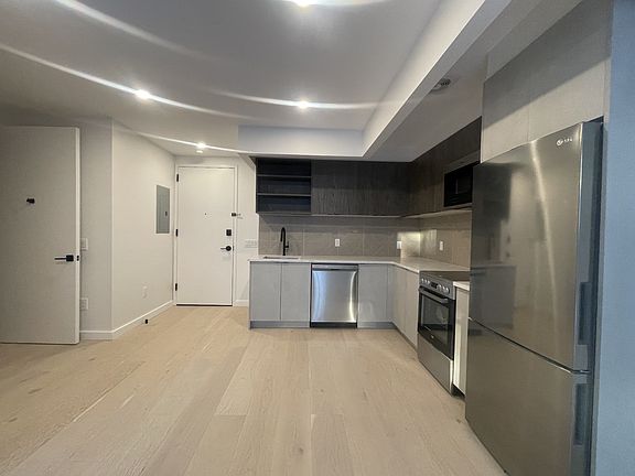 3rd image of 37-26 30th St #2C