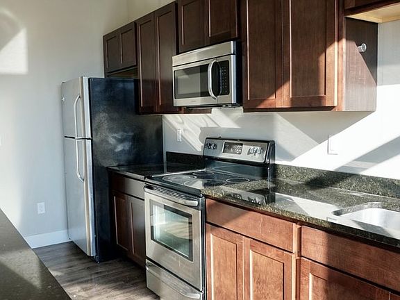 3rd image of 855 Michigan St NE APT 204