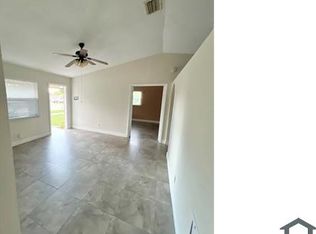 2201 Scott St, Hollywood, FL 33020