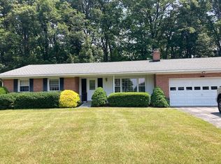 915 Trevanion Rd, Westminster, MD 21158