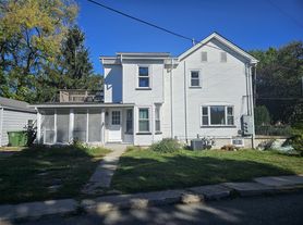 56 E Church St