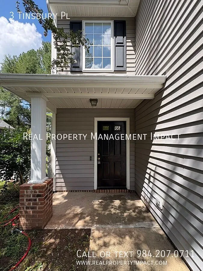 3-bed, 2.5-Bath South Durham Home with Fenced Yard, Near Southpoint & I-40 — Photo 3