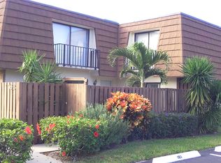 3900 County Line Rd APT 6B, Tequesta, FL 33469