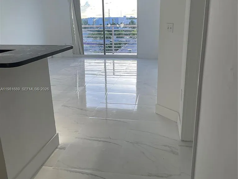 2775 NE 187th St #607 — Photo 7