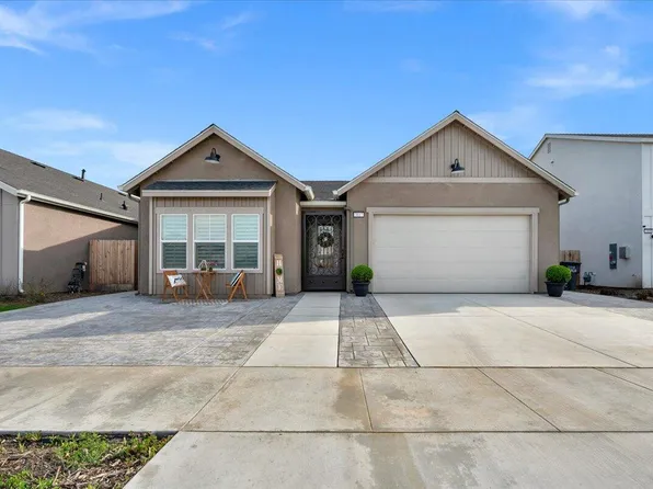 3117 E Howard Avenue, Visalia, CA 93292