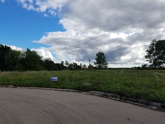 5th image of 100 Zachary Ct